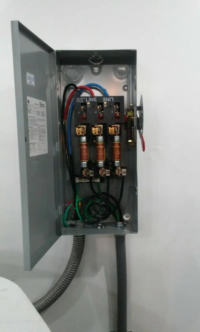 Three-phase disconnect switch installed for Electrical Wiring & Rewiring in Gold River