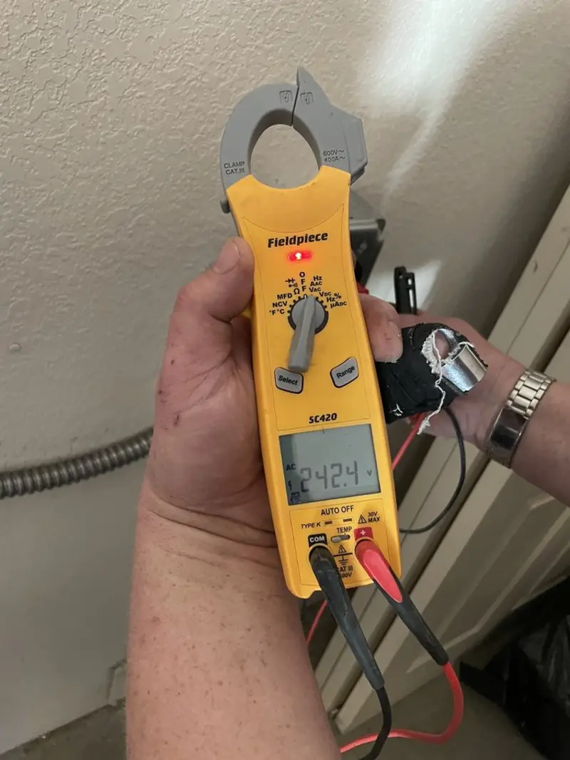Voltage testing with clamp meter during Generator Installation in Gold River